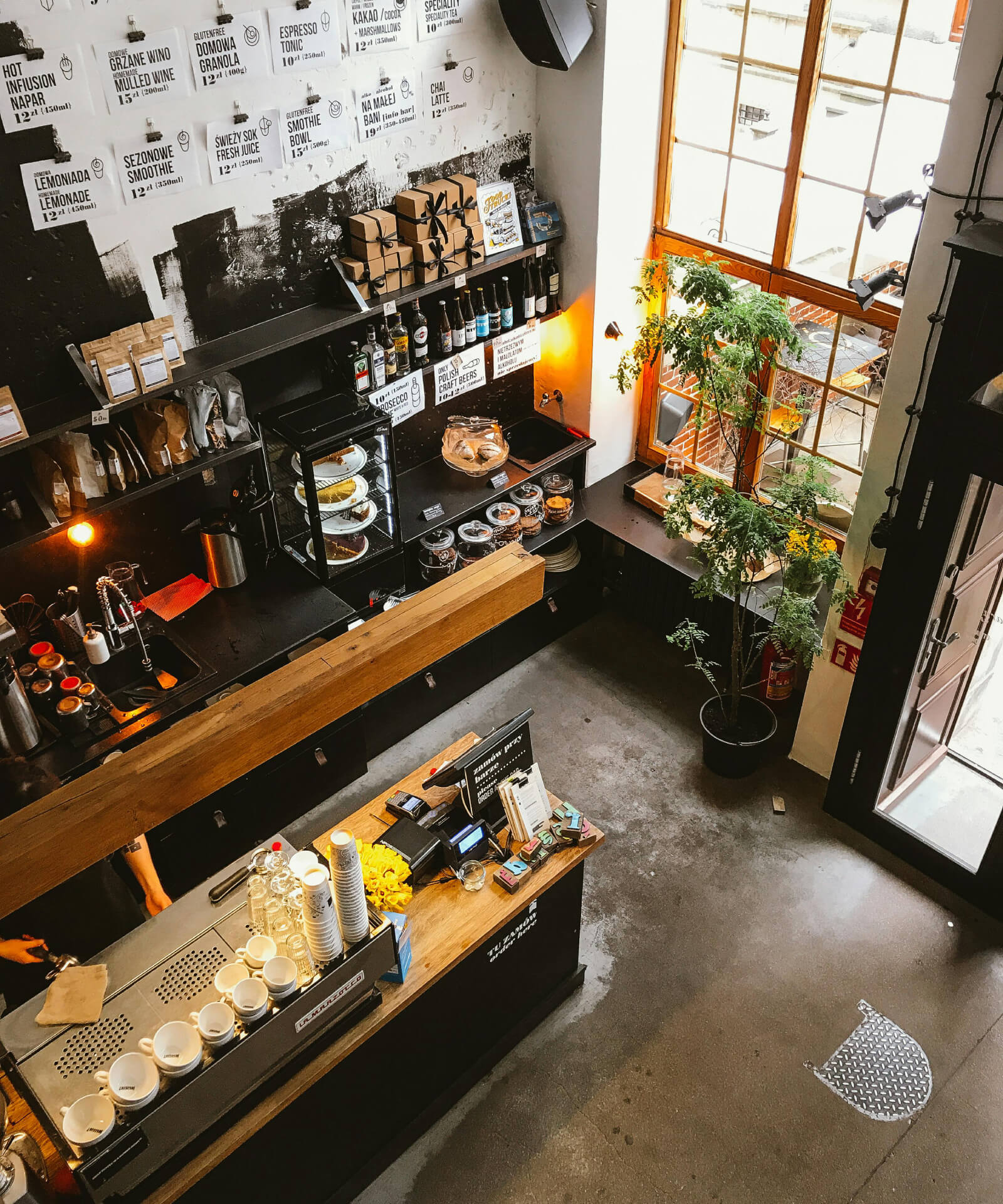 BusinessInternet Services.